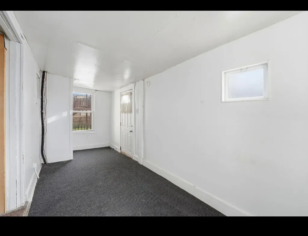 7923 South Carpenter Street Chicago IL 60620