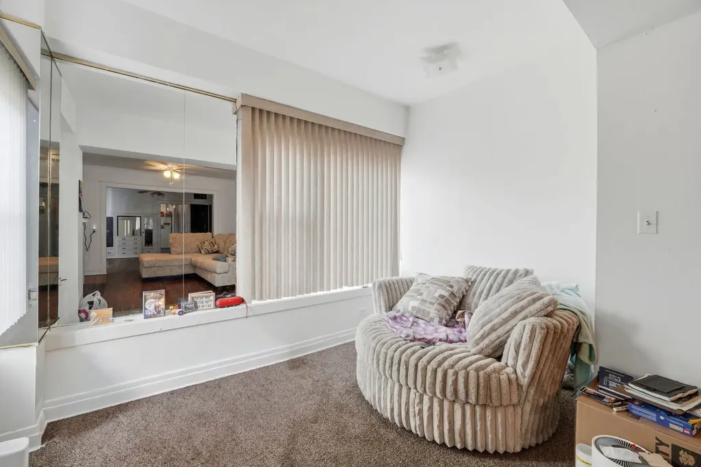 7923 South Carpenter Street Chicago IL 60620