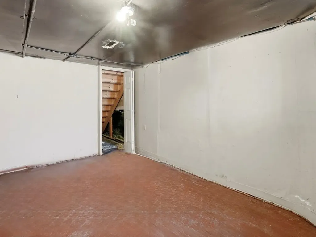 7923 South Carpenter Street Chicago IL 60620