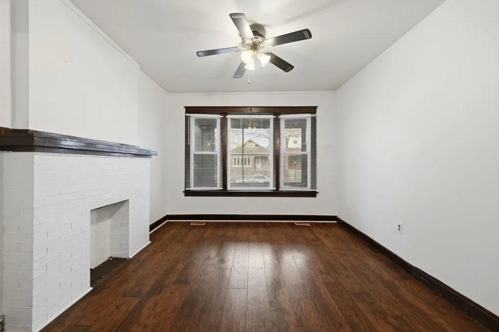 7923 South Carpenter Street Chicago IL 60620