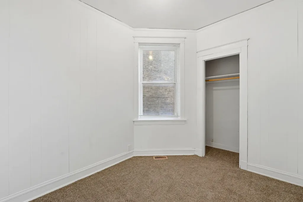 7923 South Carpenter Street Chicago IL 60620