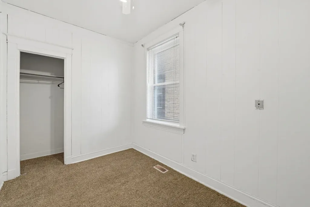 7923 South Carpenter Street Chicago IL 60620