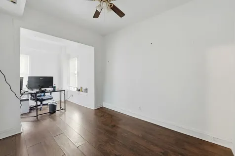 7923 South Carpenter Street Chicago IL 60620