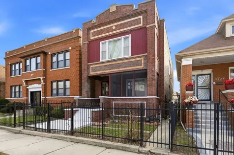 7923 South Carpenter Street Chicago IL 60620