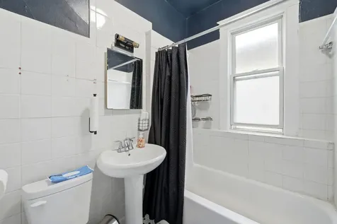 7923 South Carpenter Street Chicago IL 60620