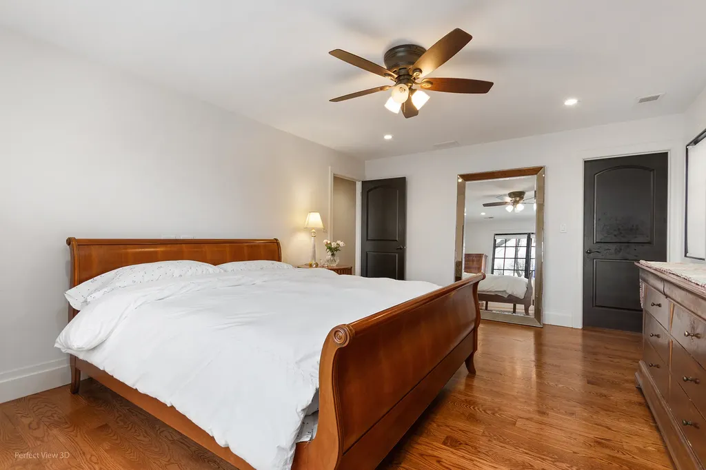 5139 South Leamington Avenue Chicago IL 60638