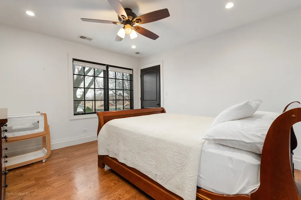 5139 South Leamington Avenue Chicago IL 60638
