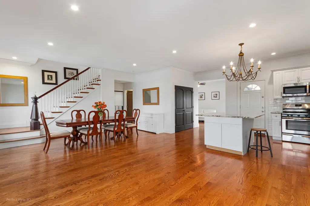 5139 South Leamington Avenue Chicago IL 60638