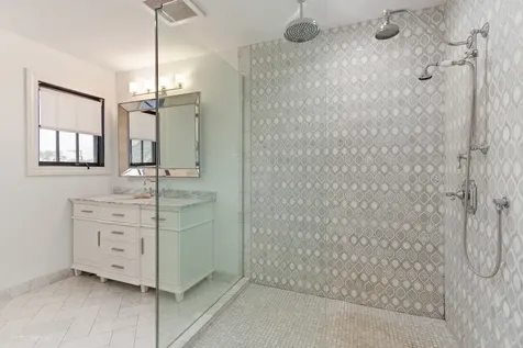5139 South Leamington Avenue Chicago IL 60638