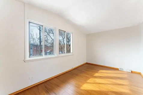 1370 Fargo Avenue Des Plaines IL 60018