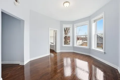7242 South May Street Chicago IL 60621