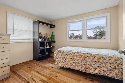 41 166TH Place Calumet City IL 60409