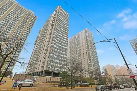 5701 North Sheridan Road Chicago IL 60660