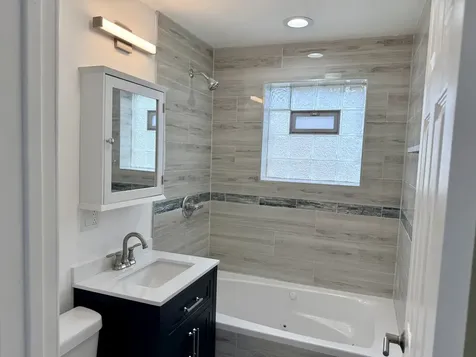 7805 South Homan Avenue Chicago IL 60652