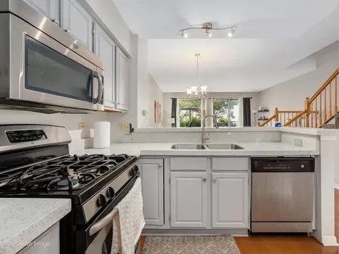 1106 East Wilson Avenue Lombard IL 60148
