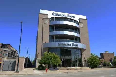 10 Illinois Street St. Charles IL 60174
