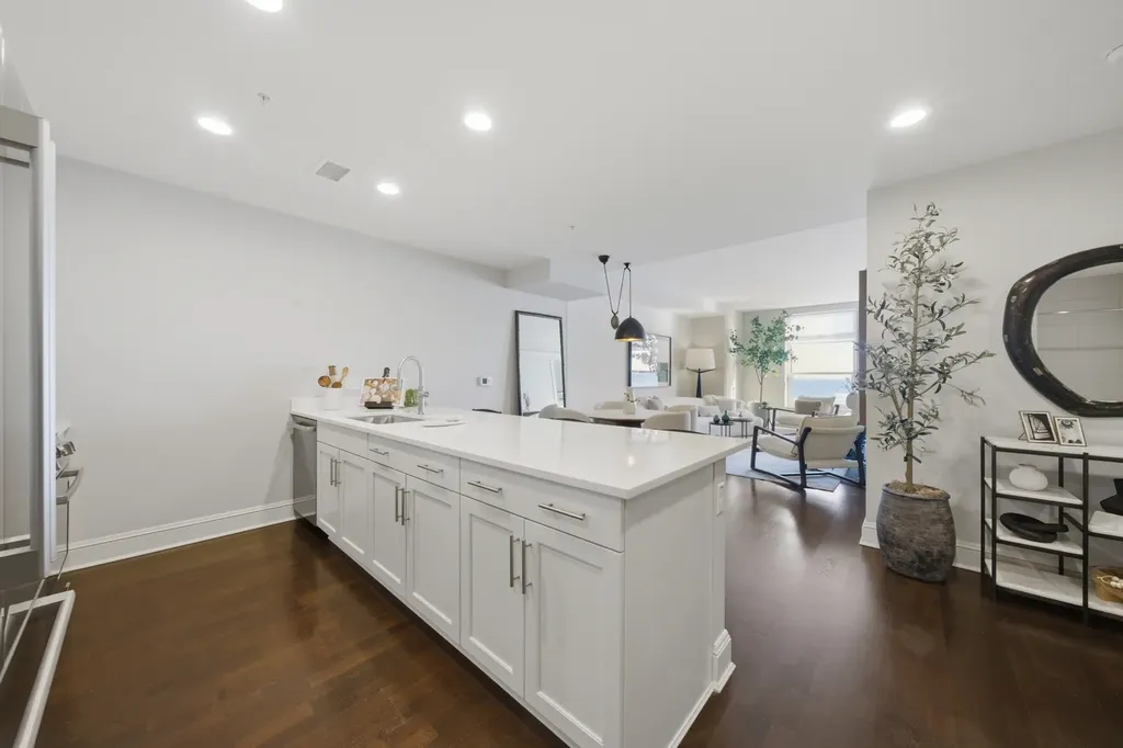 850 North Lake Shore Drive Chicago IL 60611