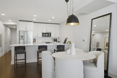 850 North Lake Shore Drive Chicago IL 60611