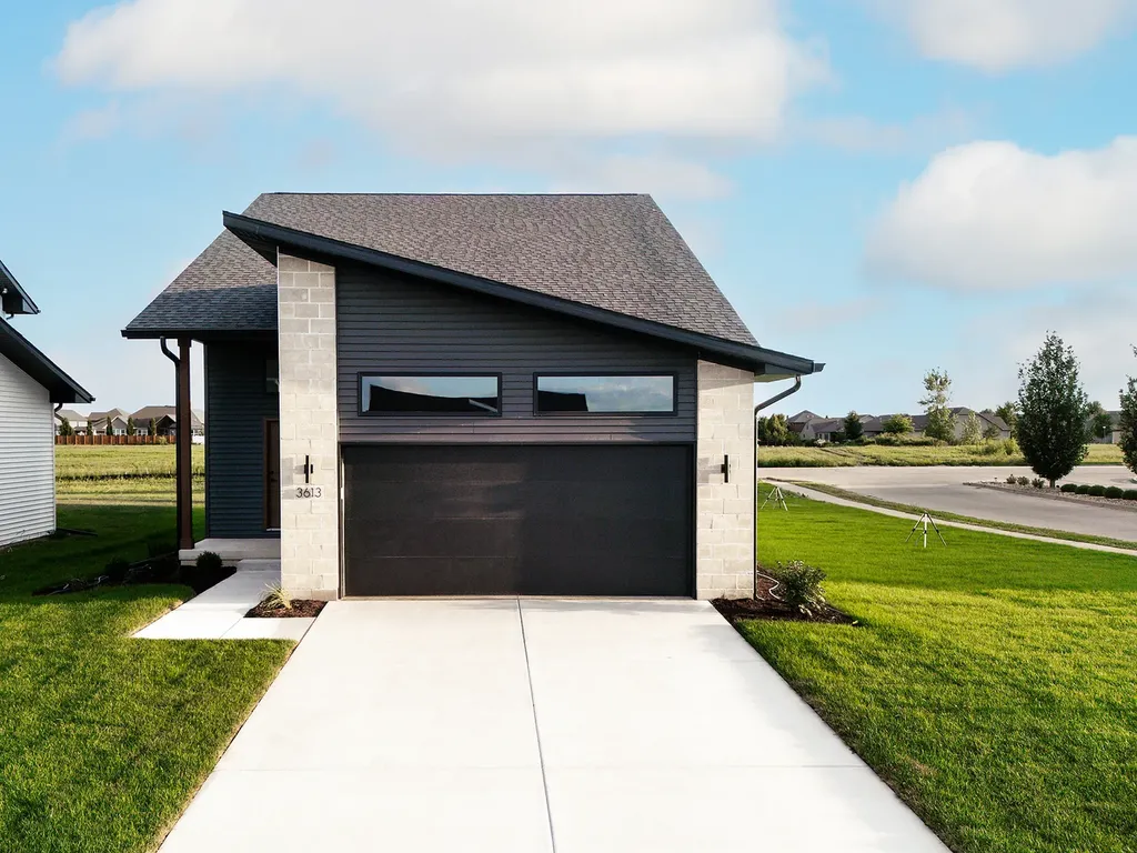 3613 Cabernet Court Normal IL 61761