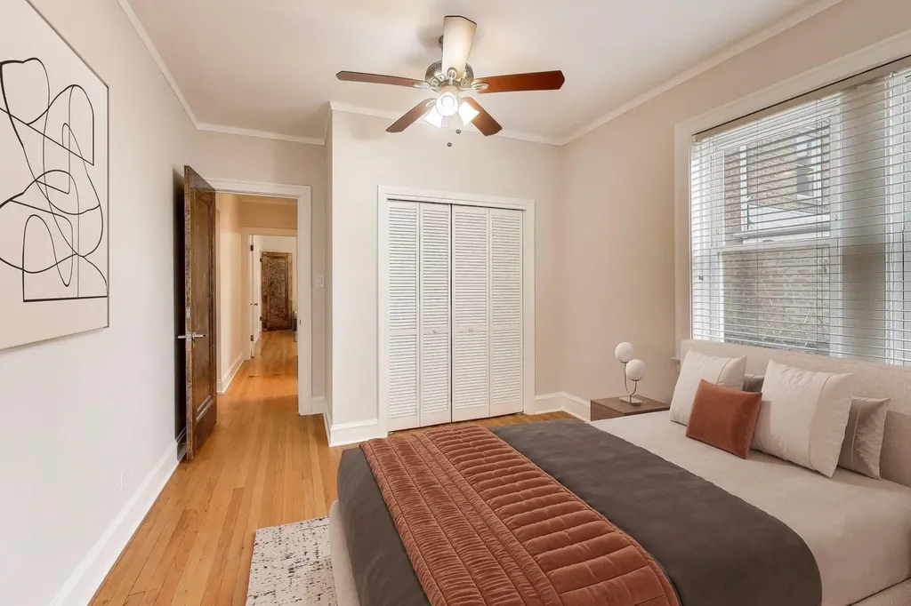 6503 North Maplewood Avenue Chicago IL 60645