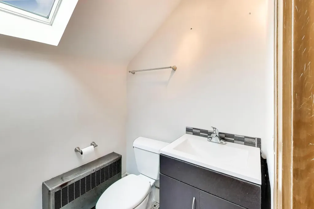 6503 North Maplewood Avenue Chicago IL 60645
