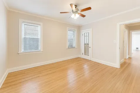 6503 North Maplewood Avenue Chicago IL 60645