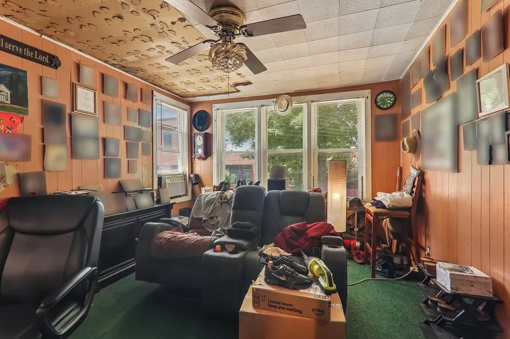 4425 West Carroll Avenue Chicago IL 60624