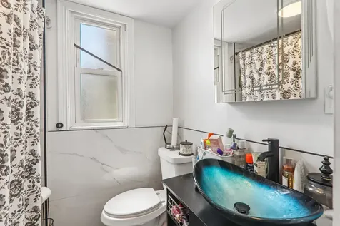 4425 West Carroll Avenue Chicago IL 60624