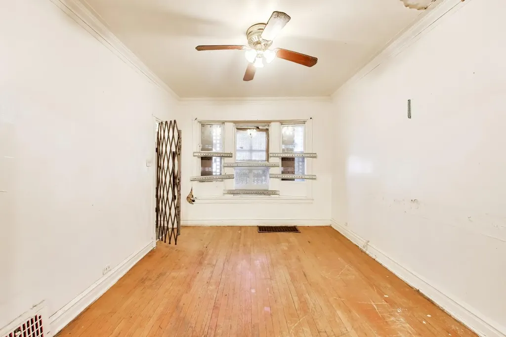 5738 South Ada Street Chicago IL 60636