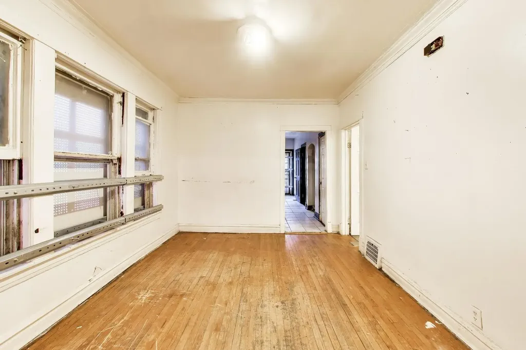 5738 South Ada Street Chicago IL 60636