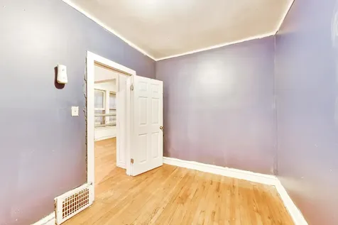 5738 South Ada Street Chicago IL 60636
