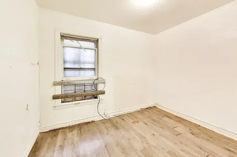 5738 South Ada Street Chicago IL 60636