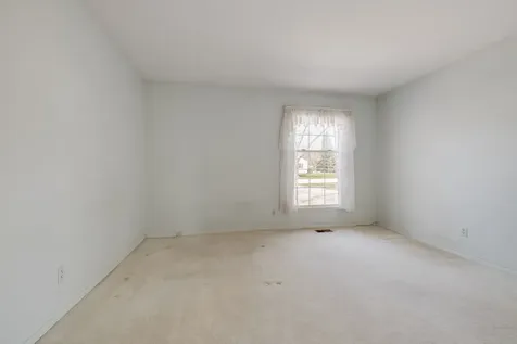 4 Barclay Court Montgomery IL 60538