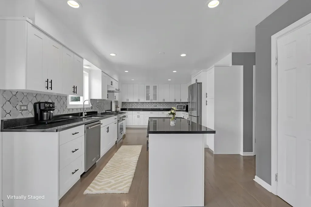 4852 Snapjack Circle Naperville IL 60564