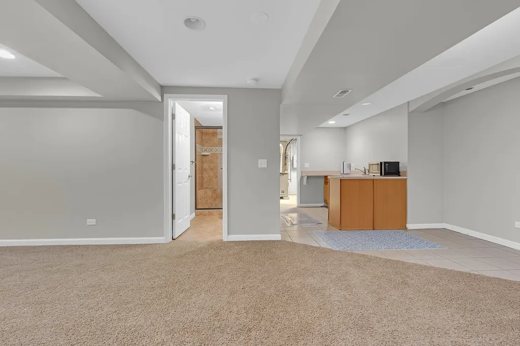 4852 Snapjack Circle Naperville IL 60564