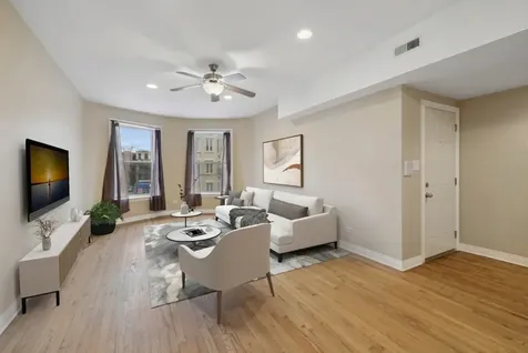 4522 South Calumet Avenue Chicago IL 60653