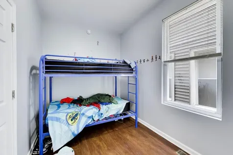 7524 South Ellis Avenue Chicago IL 60619