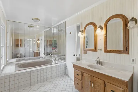 750 Carriage Way Deerfield IL 60015