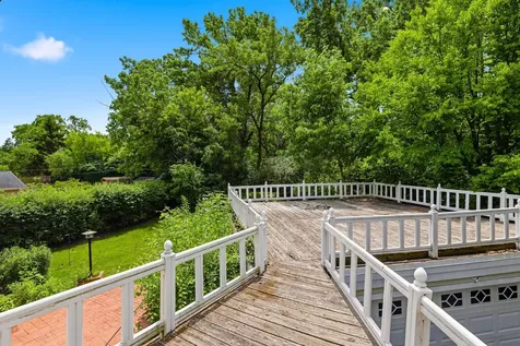 750 Carriage Way Deerfield IL 60015