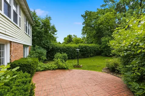 750 Carriage Way Deerfield IL 60015