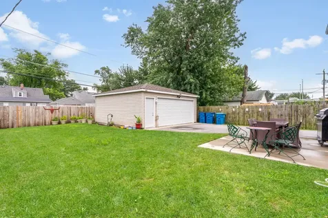 14619 South Albany Avenue Posen IL 60469