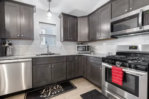 14619 South Albany Avenue Posen IL 60469