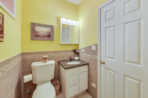7916 West Altgeld Street Elmwood Park IL 60707