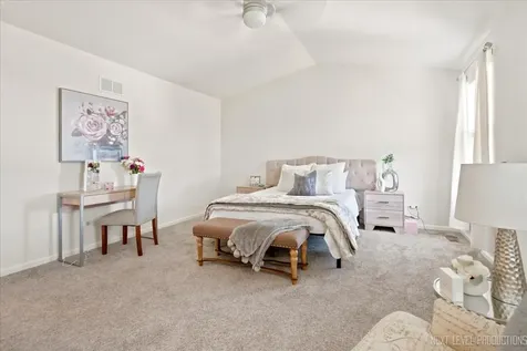3764 St James Court Elgin IL 60124