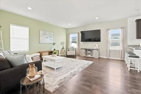3764 St James Court Elgin IL 60124
