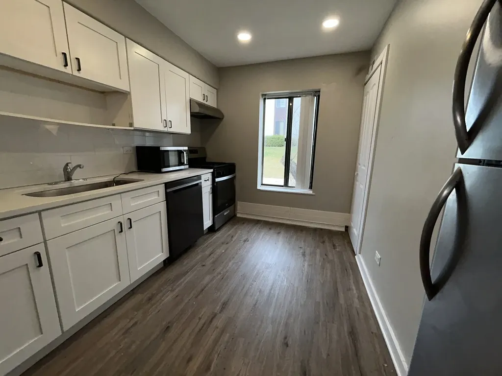 743 East Fullerton Avenue Glendale Heights IL 60139