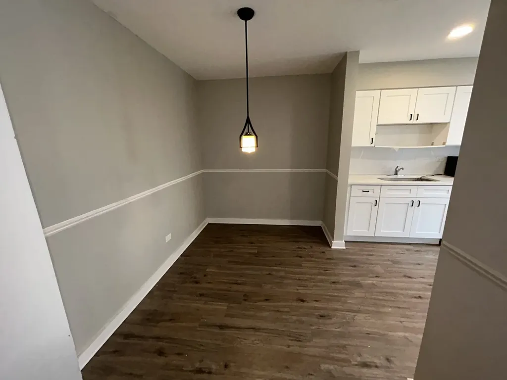 743 East Fullerton Avenue Glendale Heights IL 60139