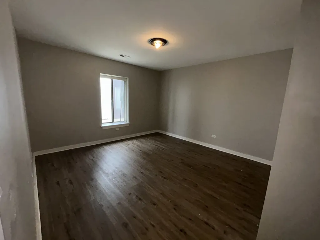 743 East Fullerton Avenue Glendale Heights IL 60139