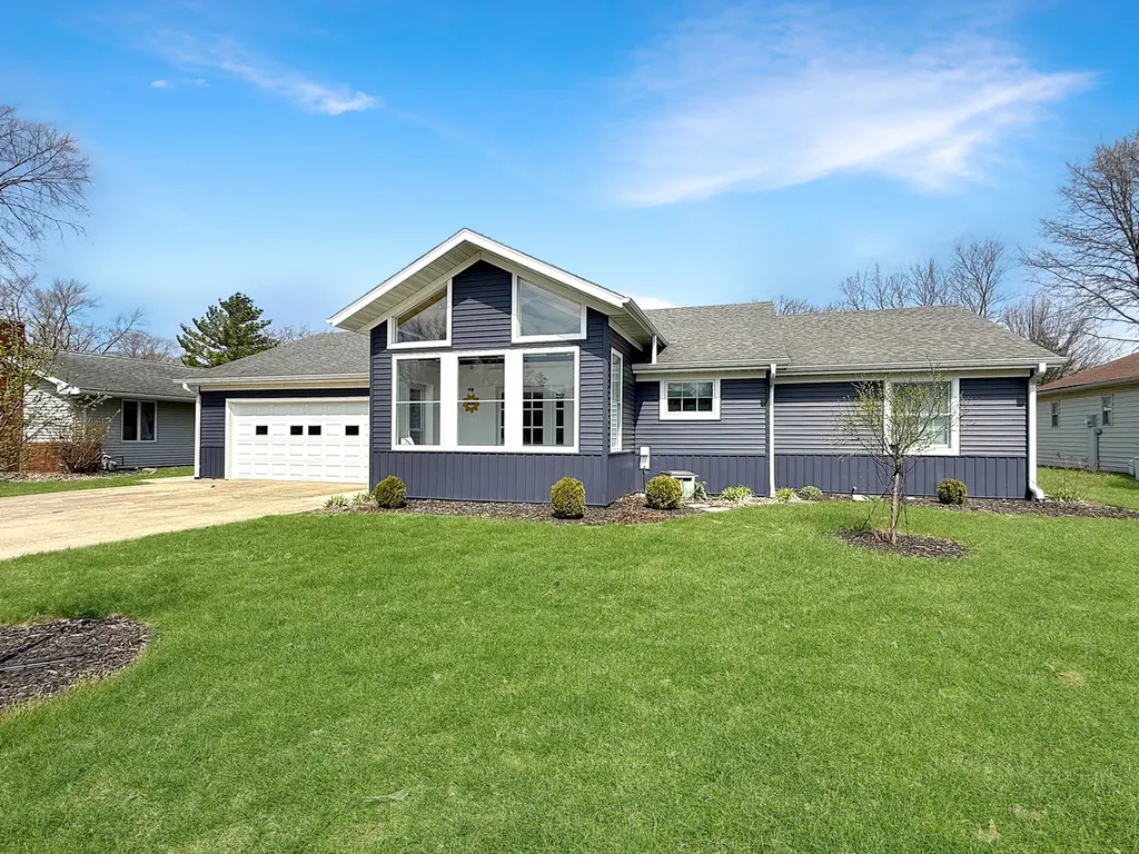 203 East Church Street Gifford IL 61847