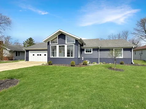 203 East Church Street Gifford IL 61847